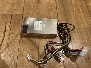 Zippy Emacs P1S-6300V 300W Power Supply - Afbeelding 1 van 3