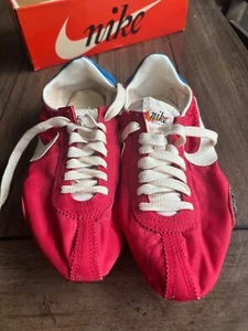 Vintage 1970s Nike Americas Track Shoes w/ Spikes Original Size 7 (High Quality) - Picture 1 of 11