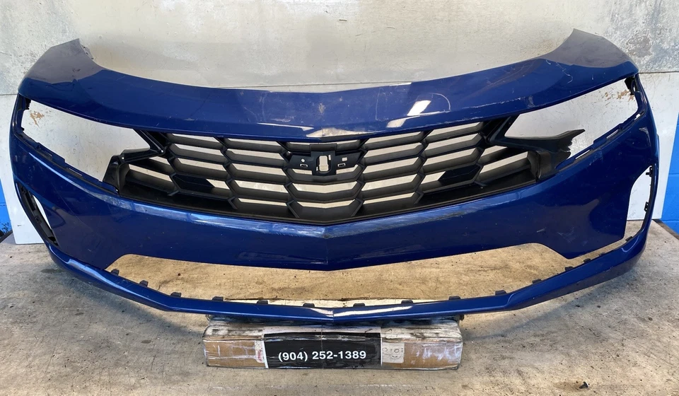 Cubierta del parachoques delantero OEM CHEVROLET CAMARO 2019-2021 Foto 1 de 4