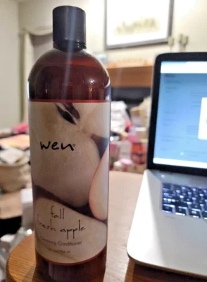 WEN by Chaz Dean "Fall Fresh Apple" Cleansing Conditioner 32 oz w/ Pump!! NEW! - Image 1 of 2