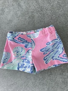Lilly Pulitzer Girl’s Shorts Size 4. Cotton. Coral Pattern. - Picture 1 of 4