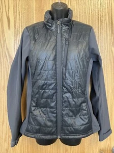Nuevo Adidas ""Chaqueta Suave"" Para mujeres Pequeño Senderismo Campamento Abrigo - Imagen 1 de 3