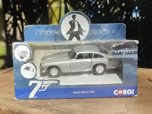 Corgi 1/36 Scale CC04310 Aston Martin DB5 James Bond 007 Skyfall Silver NIB - Picture 1 of 8