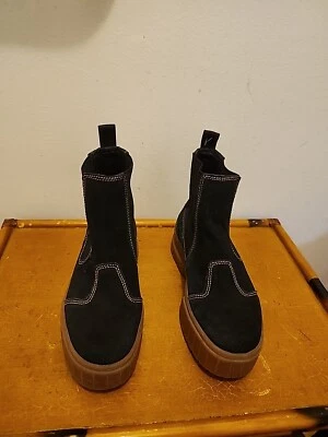 Botas de goma negras de gamuza Chelsea PUMA Mayze Foto 1 de 4