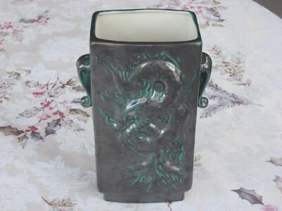 Jarrón de cerámica vintage 8 1/2 años 50 jade oscuro diseño dragón elevado exquisito Foto 1 de 2