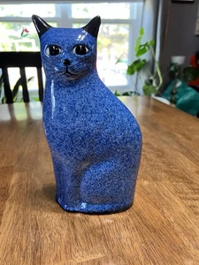 Vintage Porcelain Blue Spongeware Speckled Calico Kitty Cat Sculpture Figurine - Picture 1 of 11