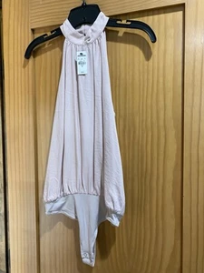 Express Ladies Pink Thong Bodysuit NWT Size XS - Picture 1 of 3