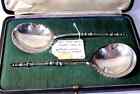 Large silver serving spoons in original box -Thomas Walter & Henry Holland 120g