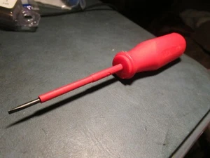 3/32" x 3" Slotted Insulated Screwdriver - Picture 1 of 2