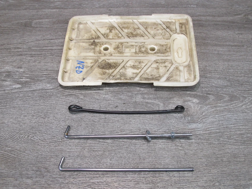 90-96 NISSAN Z32 300ZX BATTERY TRAY SUPPORT W MOUNTING HOLDERS OEM - Image 1 of 4