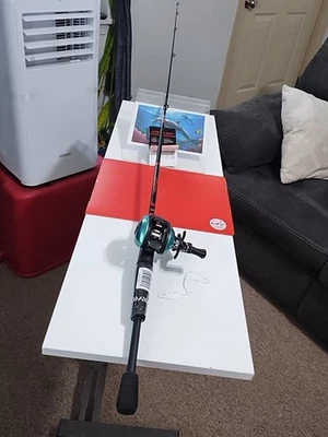Baicasting Fishing Rod Daiwa Turbo 5'6" ML 6-12lb And Reel Pflueger - Image 1 of 4