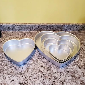 VTG Wilton Heart Baking Cake Pan, Lot of 5 - Picture 1 of 24