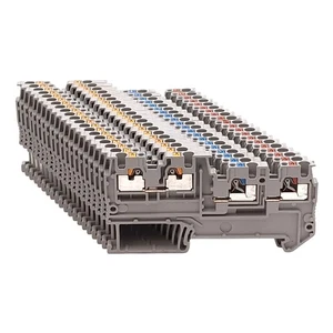 Lot of 20 Phoenix Contact 3244410 Initiator/Actuator Terminal Block 250V 13.5A - Picture 1 of 6