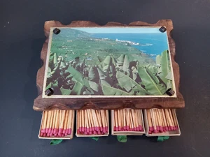 60er-70er Jahre Streichholzschatulle mit 8 Schubladen Hawaii Souvenir Holzschatulle mit Schlägern RAR - Bild 1 von 7