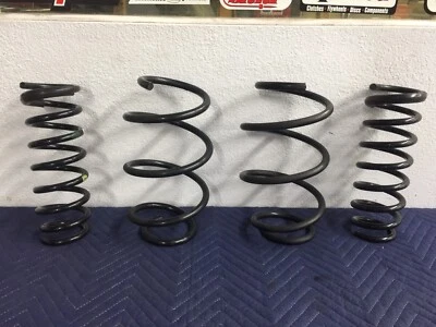 Hyundai Sonata 2011-2014 2,4 L 4 cilindros Juego de muelles helicoidales de suspensión delantera trasera OEM Foto 1 de 4