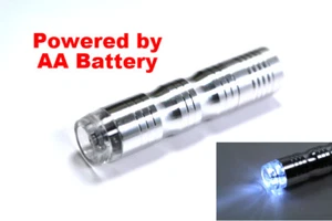 Pacchetto caricabatterie esterno portatile a batteria AA power bank con torcia 4 LED - Foto 1 di 12