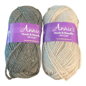 Annie’s Kit Clubs Bulky 5 Acryl & Wolle Garn 2 neutrale Knäuel je 140 Yards - Bild 1 von 2