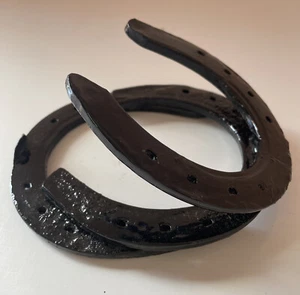 Handmade Horseshoe Paperweight, Made In Australia, Metal, Gloss, Good Luck - Bild 1 von 7