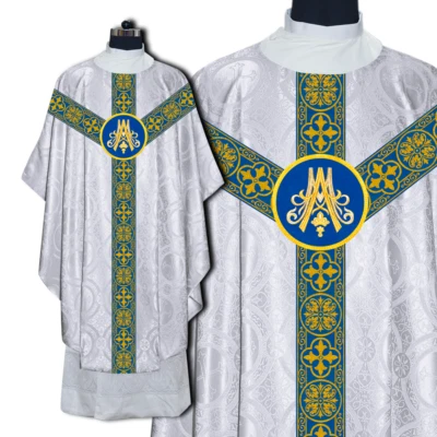 Casulla gótica mariana blanca con trenzas tejidas - vestimenta tradicional de iglesia Foto 1 de 4