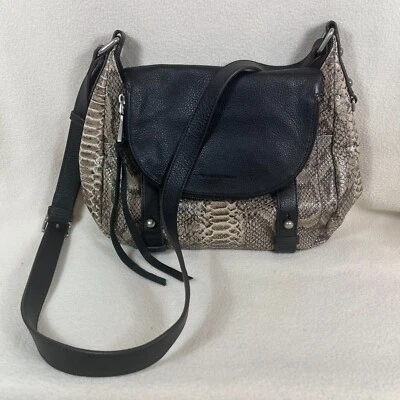 Bolso Bandolera Aimee Kestenberg Cuero Nubuck Patrón Serpiente Hecho con Amor Foto 1 de 4