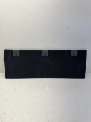 Cubierta alfombrilla maletero trasero Volkswagen Jetta Sportwagen 2010-2014 OEM. Foto 1 de 4