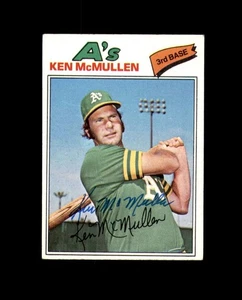 Autografo Ken McMullen firmato originale 1977 Topps Oakland Athletics - Foto 1 di 2