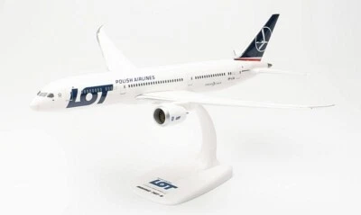 MODELLINO AEREO STATICO HERPA BOEING 787-9 DREAMLINER LOT 1-2-2024 SCALA 1:200 - Immagine 1 di 4