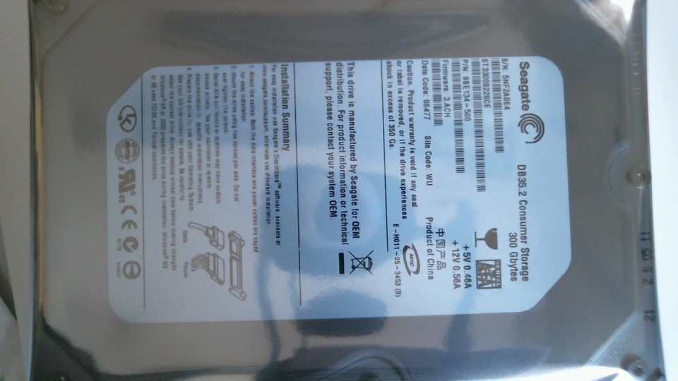 300GB SATA SEAGATE Barracuda 7200.8 ST3300822SCE New - Image 1 of 1