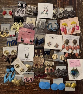 Lote Mixto 35 Pares Pendientes Multi-Mat Boho Chic Hippie Cuelga Aro Prop Artesanía Años 90 Foto 1 de 4