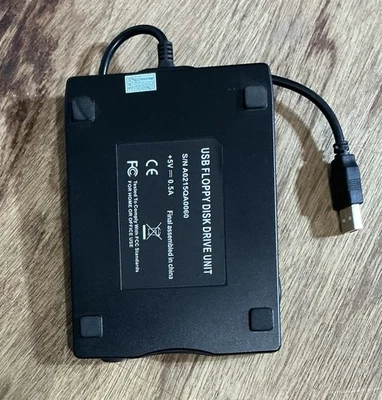 Portable External Floppy Disk Drive  Reader 3.5 Inch USB 2.0 PC Laptop - Image 1 of 3