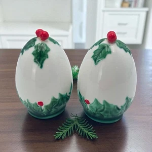 Vintage Lefton Christmas Holly Salt & Pepper Shaker #825 White Green & Red 3.5” - Picture 1 of 7