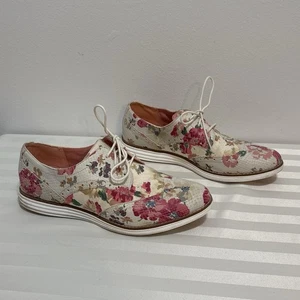Cole Haan Original Grand Wing II Damengröße 10 BLUMENMUSTER/WEISS - Bild 1 von 5