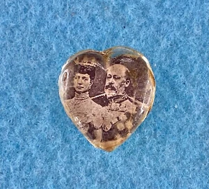 King George V mit Queen Consort Love Herz Anhänger (nur Glas & Bilder) - Bild 1 von 14