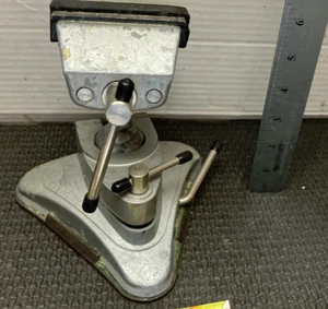 Vacuum Swivel Head Vise Table Top Vise Metal Tilt Toggle pre owned free shipp - Picture 1 of 7