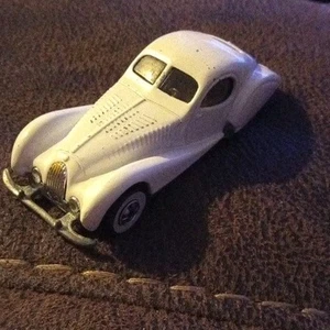 Vintage White TALBOT LAGO 1987 Hot Wheels Diecast Metal Car - Picture 1 of 3