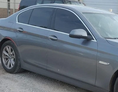 BMW 528i 2011-2016 airbag de rodilla de pasajero derecho OEM Foto 1 de 4