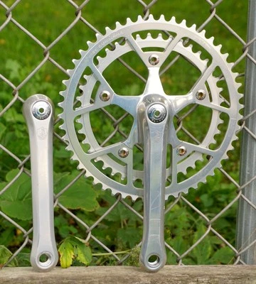 Juego de bielas Campagnolo Triomphe de colección tapas antipolvo manivela cónica cuadrada victoria años 80 Foto 1 de 4