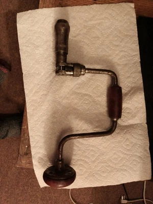 Taladro manual Fulton vintage con mango de madera FULTON 10 hecho en EE. UU. Foto 1 de 4