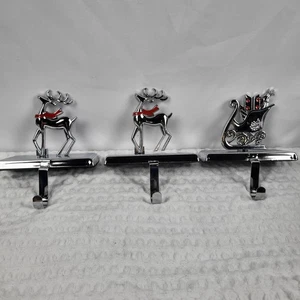 Set Of 3 Silver Reindeer And Sleigh Christmas Stocking Hangers Metal Padded New - Picture 1 of 6