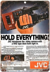 Videocamera JVC 1986 - Insegna in metallo riproduzione vintage D03 - Foto 1 di 2