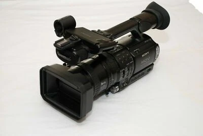 Sony HVR-Z1E PAL Professional 1080i HDV DVCAM camcorder black - Image 1 of 4