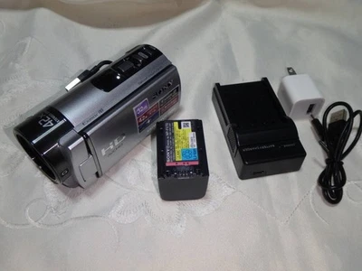 SONY HDR-CX180 HD Video Camera  Excellent Condition AC100V - Image 1 of 4