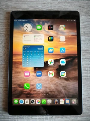 Apple iPad 8. Gen 128GB, Wi-Fi + 4G (Ohne Simlock), 10,2 Zoll - Space Grau - Bild 1 von 4