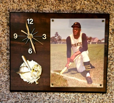¡Placa fotográfica y reloj Roberto Clemente 8 x 10! Foto 1 de 3