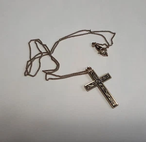 Artistry 12K 18" Yellow Gold Filled Fine Chain + Cross Pendant Pre-Owned - Picture 1 of 6