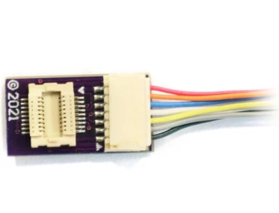 Soundtraxx ~ New 2025 ~ JST-Next18 DCC Decoder Adapter Kit ~ 810163 - Image 1 of 4