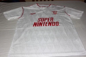 CAMISETA Re-edición "Presentación" SEVILLA FC vs BAYERN MUNCHEN 10 (MARADONA) L" - Picture 1 of 6