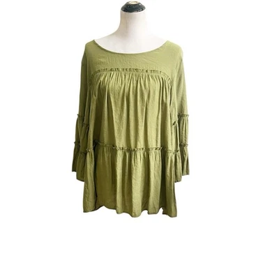 Blusa campesina Cocomo para mujer camisa con capas mangas verdes musgo talla grande 2X Foto 1 de 4