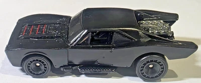 HOT WHEELS  2022  PREMIUM  1:64  THE  BATMAN   BATMOBILE  W / REAL RIDERS  LOOSE - Image 1 of 4