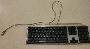 Apple Macintosh Pro Keyboard Black M7803 FOR PARTS - Picture 1 of 9